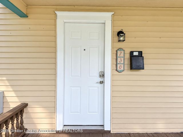 736 Wisconsin Avenue, Lansing, MI 48915