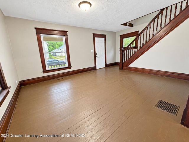 736 Wisconsin Avenue, Lansing, MI 48915