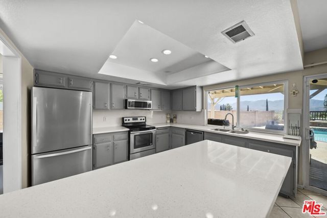 15362 Rhododendron Drive, Santa Clarita, CA 91387