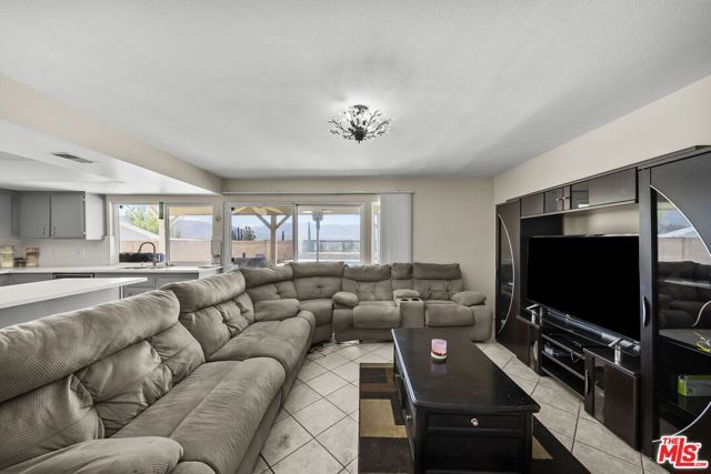 15362 Rhododendron Drive, Santa Clarita, CA 91387