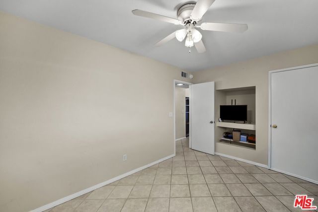 15362 Rhododendron Drive, Santa Clarita, CA 91387