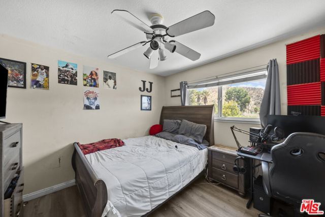 15362 Rhododendron Drive, Santa Clarita, CA 91387
