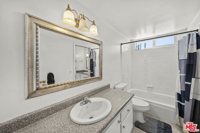 15362 Rhododendron Drive, Santa Clarita, CA 91387