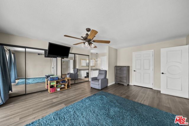 15362 Rhododendron Drive, Santa Clarita, CA 91387