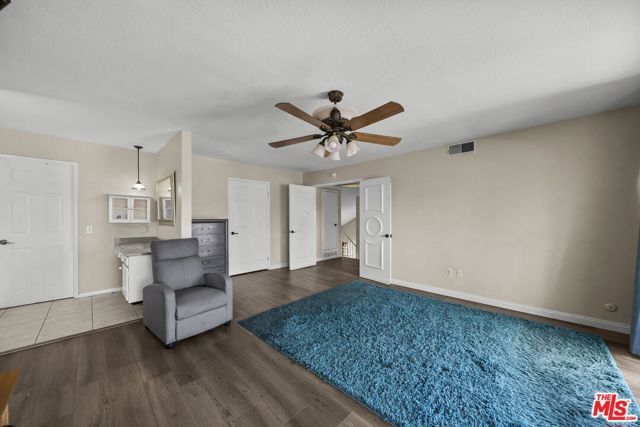 15362 Rhododendron Drive, Santa Clarita, CA 91387