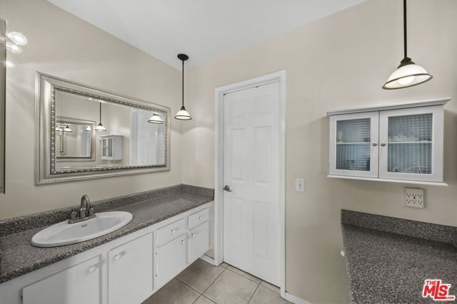 15362 Rhododendron Drive, Santa Clarita, CA 91387