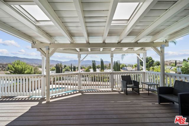 15362 Rhododendron Drive, Santa Clarita, CA 91387