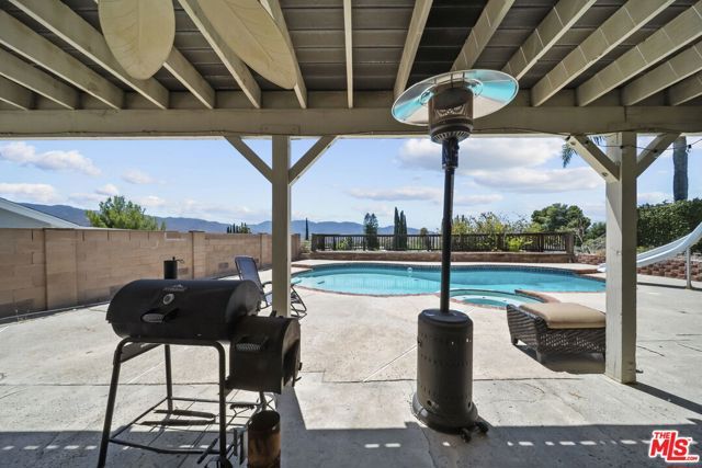 15362 Rhododendron Drive, Santa Clarita, CA 91387