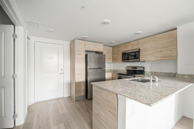 1230 SOUTHSTATION PLACE 304, Orlando, FL 32809