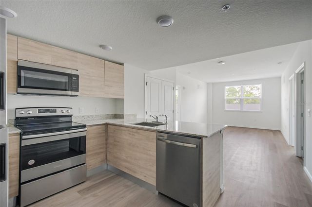 1230 SOUTHSTATION PLACE 304, Orlando, FL 32809