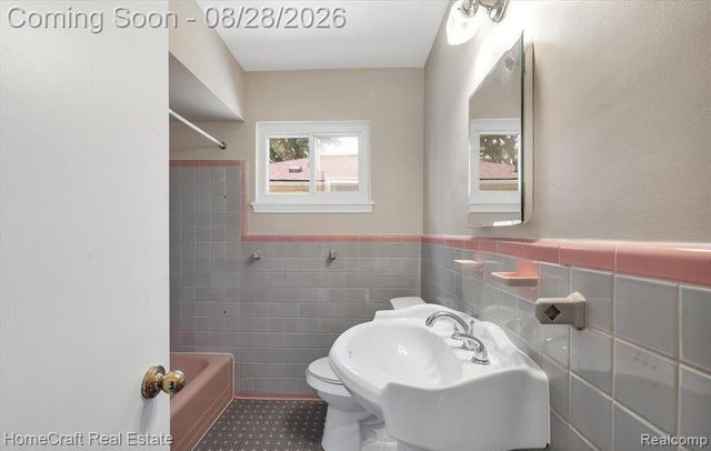 9987 BRADY, Redford Charter Township, MI 48239