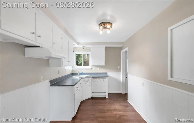 9987 BRADY, Redford Charter Township, MI 48239