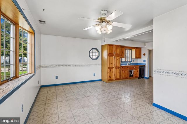 1912 QUEENSWAY, Baltimore, MD 21222