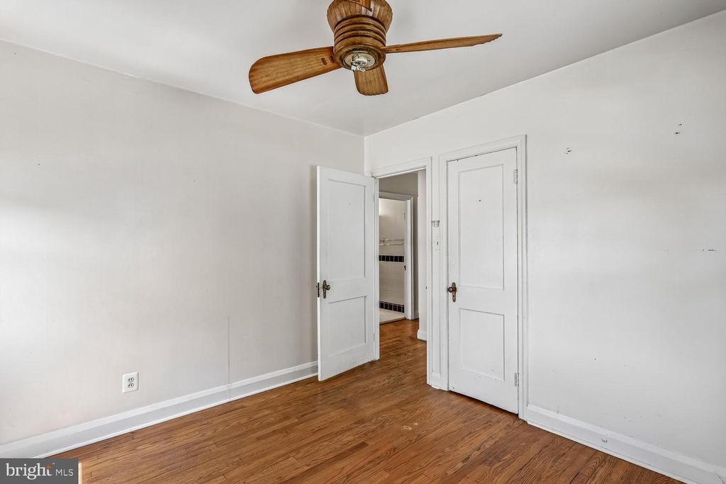 Image 19 of property listing at 1912 QUEENSWAY, Baltimore, MD 21222