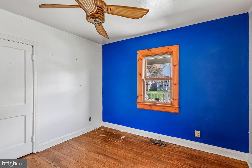 Image 22 of property listing at 1912 QUEENSWAY, Baltimore, MD 21222