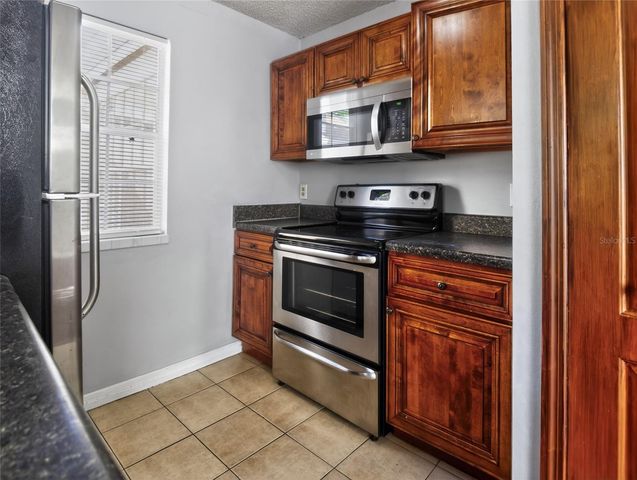 682 YOUNGSTOWN PARKWAY 334, Altamonte Springs, FL 32714