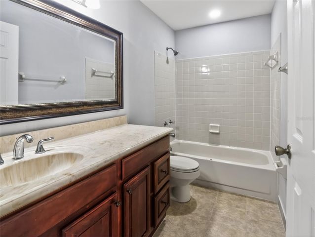 682 YOUNGSTOWN PARKWAY 334, Altamonte Springs, FL 32714