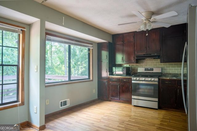 381 Windsor Walk SE, Conyers, GA 30094