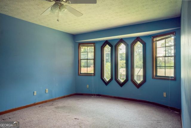 381 Windsor Walk SE, Conyers, GA 30094