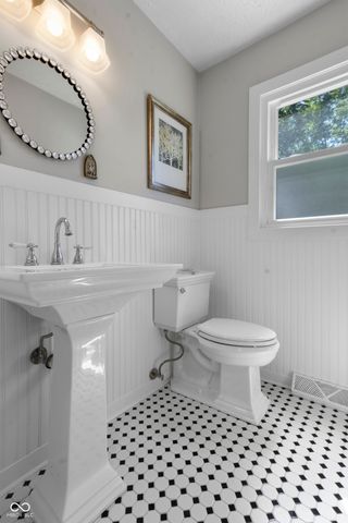 14515 Saddleback Drive, Carmel, IN 46032
