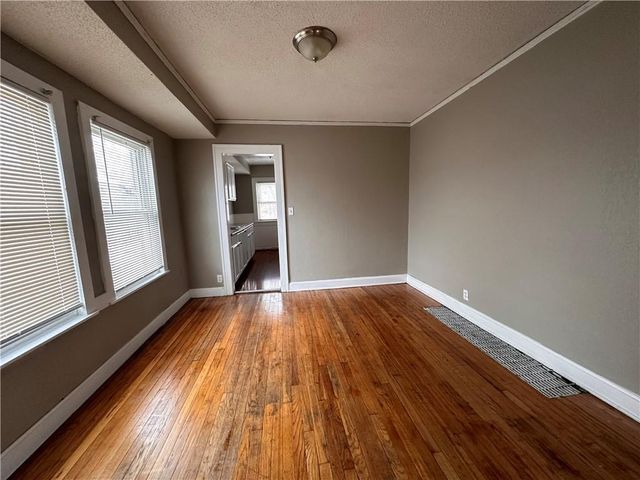 3618 Mersington Avenue, Kansas City, MO 64128