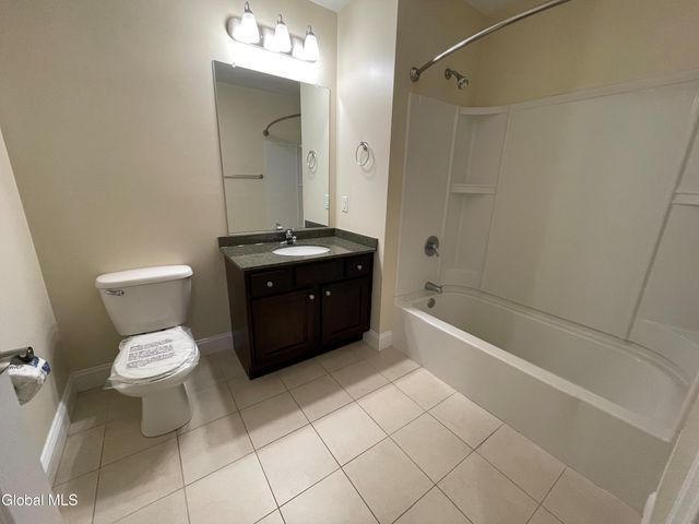 74 Weibel Avenue 13SR202, Saratoga Springs, NY 12866