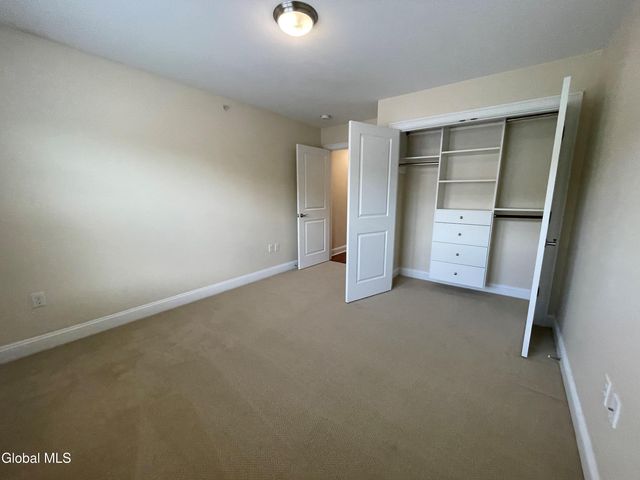 74 Weibel Avenue 13SR202, Saratoga Springs, NY 12866