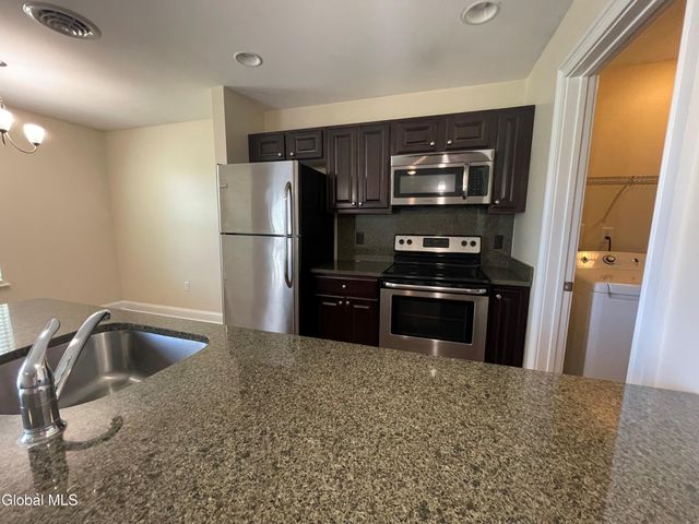 74 Weibel Avenue 13SR202, Saratoga Springs, NY 12866