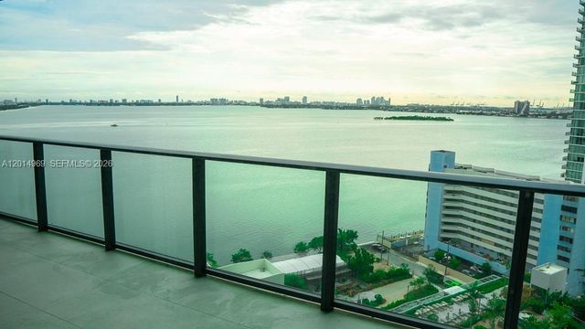 650 NE 32nd St 1702, Miami, FL 33137