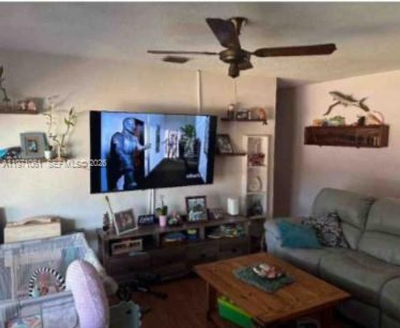 3770 SW 23rd St, Fort Lauderdale, FL 33312