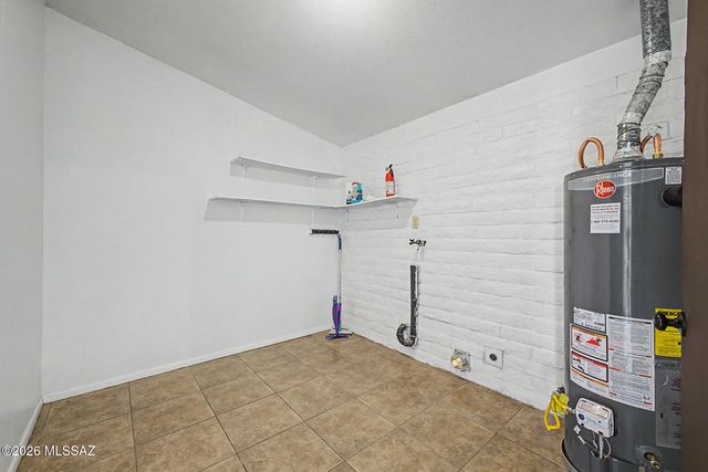 7441 N Patriot Drive, Tucson, AZ 85741