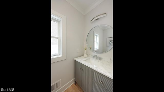 517 Lexington Ave, Cranford Twp., NJ 07016