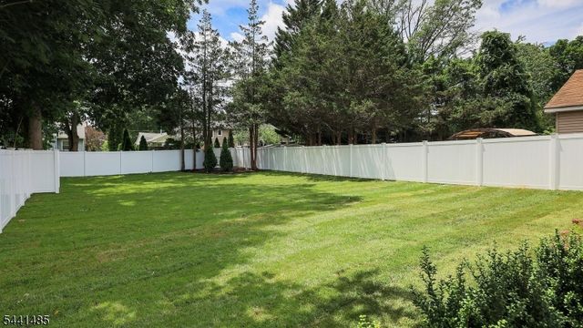 517 Lexington Ave, Cranford Twp., NJ 07016