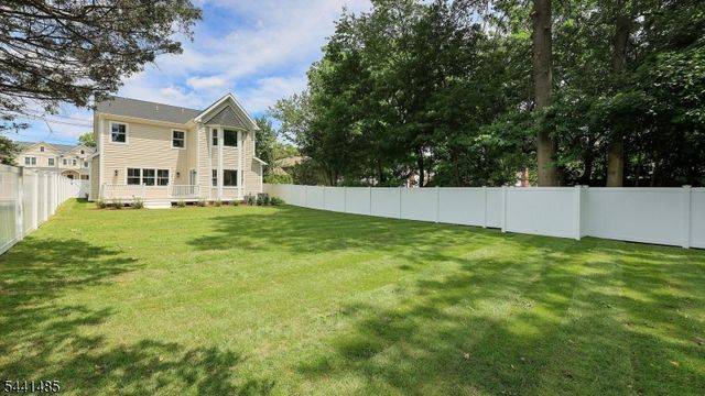 517 Lexington Ave, Cranford Twp., NJ 07016