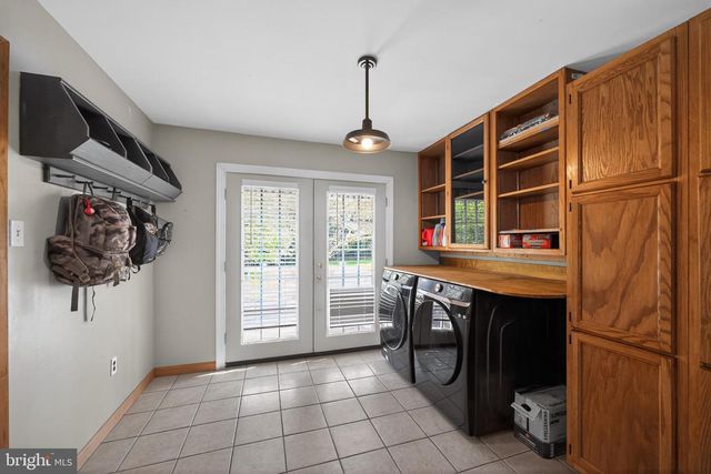 134 GALLOPING HILL RD, Lincoln University, PA 19352