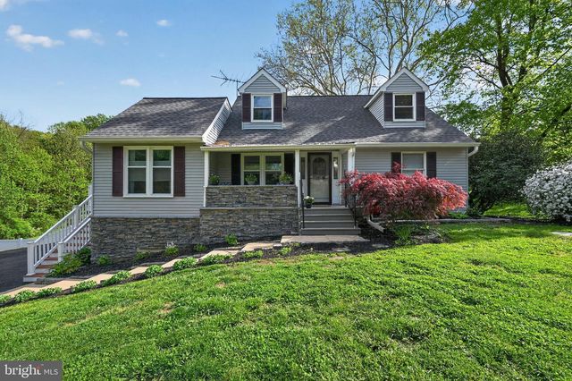 134 GALLOPING HILL RD, Lincoln University, PA 19352