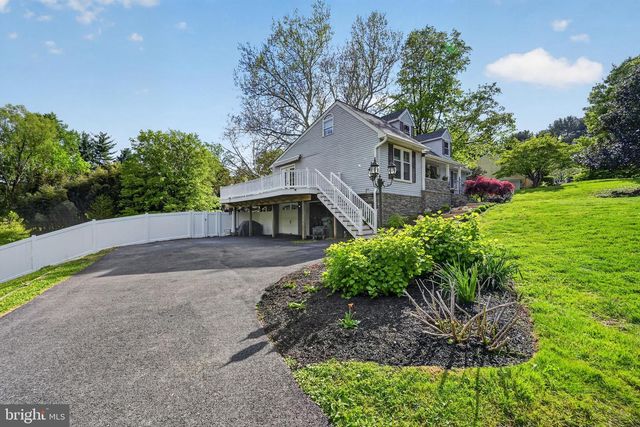 134 GALLOPING HILL RD, Lincoln University, PA 19352