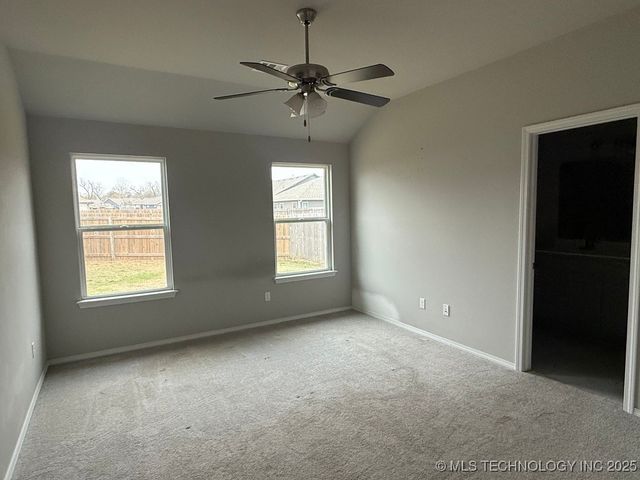 6619 S 18th Place, Broken Arrow, OK 74011