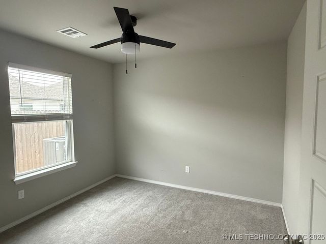 6619 S 18th Place, Broken Arrow, OK 74011