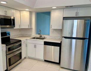 7664 NW 18TH Street 208, Margate, FL 33063