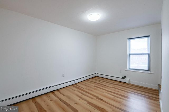 1321 COTTON ST, Reading, PA 19602