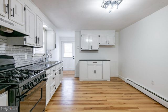 1321 COTTON ST, Reading, PA 19602