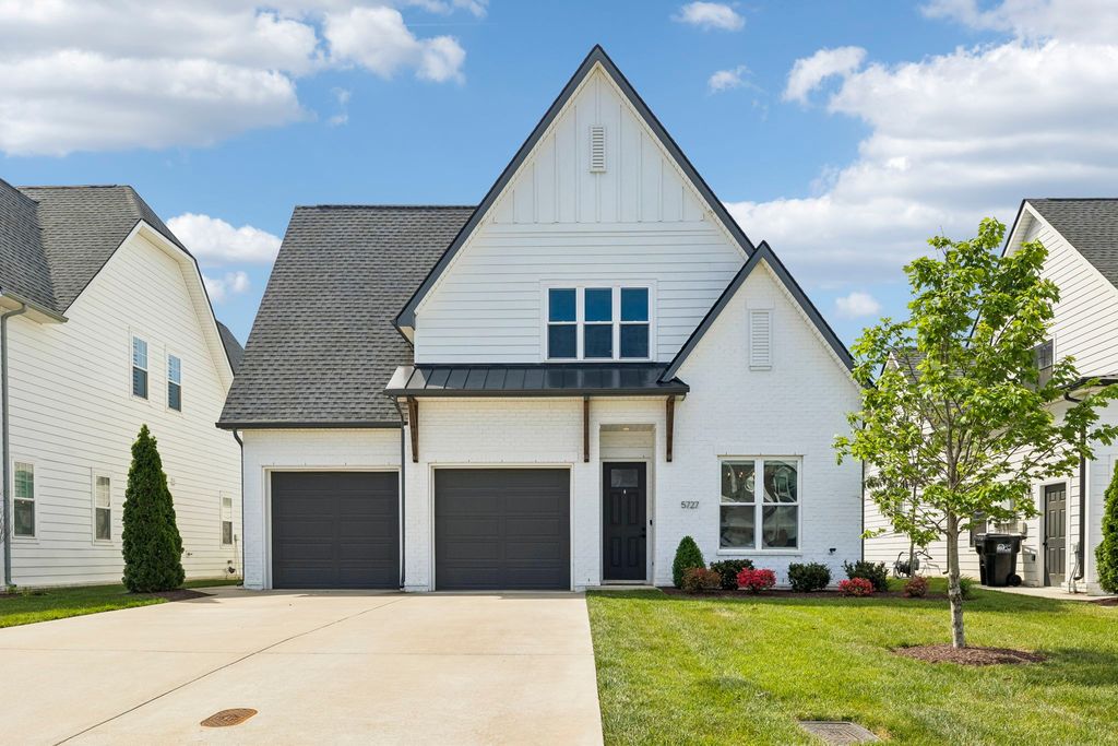 5727 Willoughby Way, Murfreesboro, TN 37129