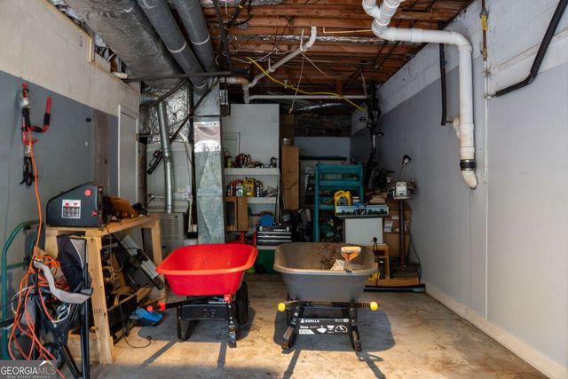 2872 McPherson Road NE, Roswell, GA 30075