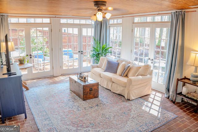 2872 McPherson Road NE, Roswell, GA 30075