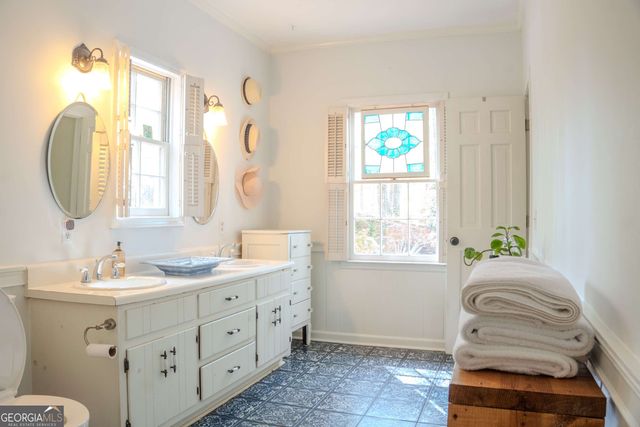 2872 McPherson Road NE, Roswell, GA 30075