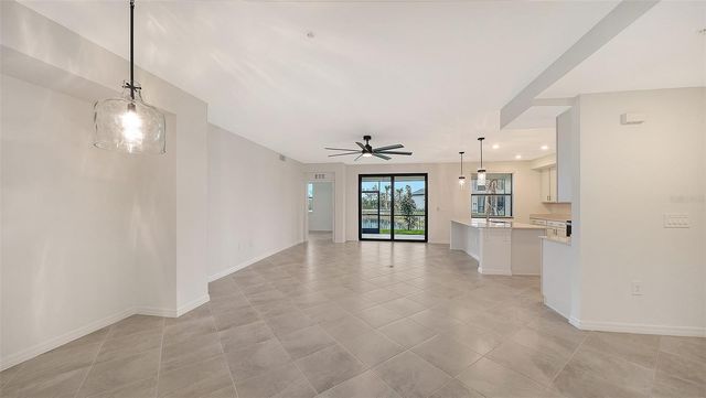5624 SUMMIT POINTE CIRCLE 104, Bradenton, FL 34210