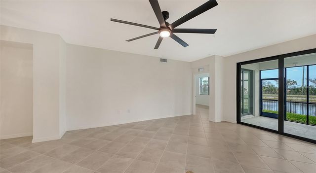 5624 SUMMIT POINTE CIRCLE 104, Bradenton, FL 34210