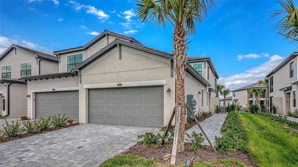 5624 SUMMIT POINTE CIRCLE 104, Bradenton, FL 34210
