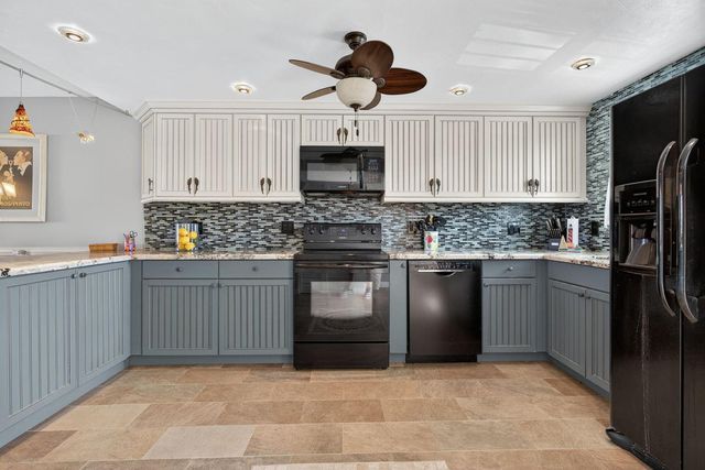 36 Yacht Club Drive 307, North Palm Beach, FL 33408